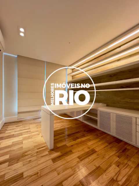 Apartamento na Barra da Tijuca - 13