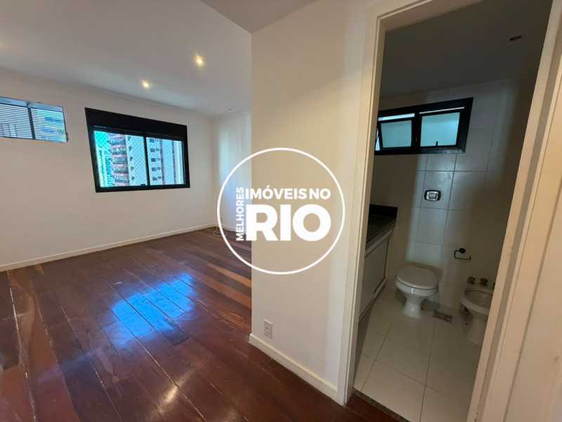 Apartamento na Barra da Tijuca - 9