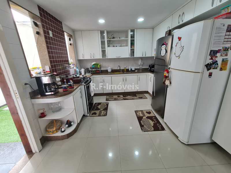 Conheça 20221206_105023 do imóvel - Casa em Condomínio 4 quartos à venda Vila Valqueire, Rio de Janeiro - R$ 1.150.000 - VECN40007 - 10 20221206_105023 - 10