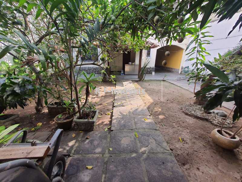 Conheça 5. do imóvel - Casa em Condomínio à venda Rua Nova Odessa, Vila Valqueire, Rio de Janeiro - R$ 1.100.000 - VECN40013 - 5 5. - 5