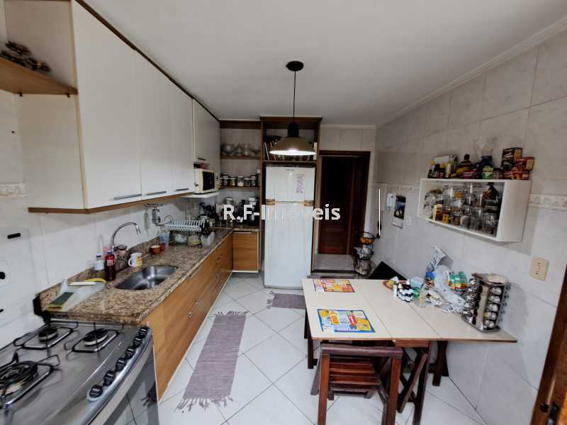 Conheça 18 do imóvel - Casa 4 quartos à venda Vila Valqueire, Rio de Janeiro - R$ 650.000 - VECA40005 - 22 18 - 22