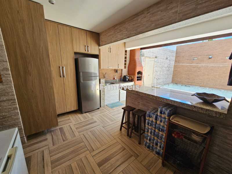 Conheça 10. do imóvel - Casa em Condomínio à venda Rua Arcozelo, Vila Valqueire, Rio de Janeiro - R$ 750.000 - VECN30031 - 8 10. - 8