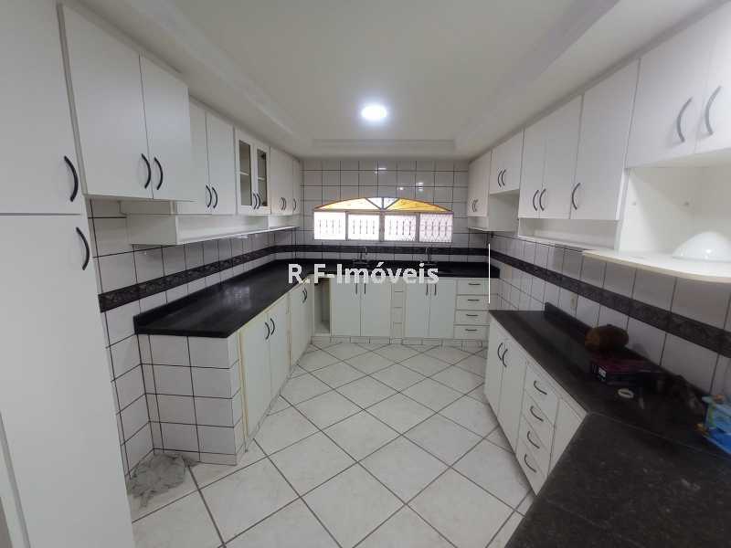 Conheça 19. do imóvel - Casa em Condomínio à venda Rua Arcozelo, Vila Valqueire, Rio de Janeiro - R$ 800.000 - VECN30032 - 19 19. - 19