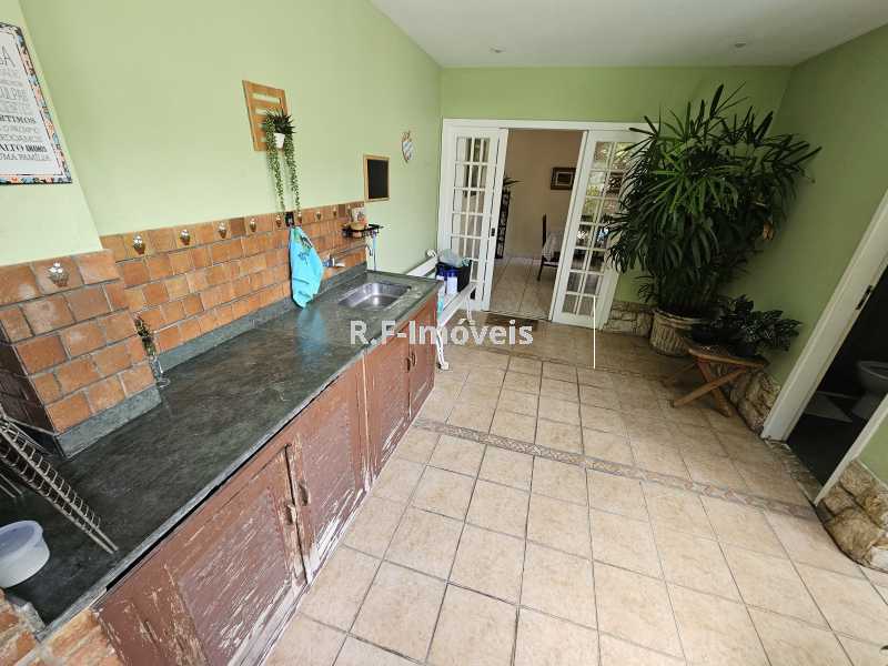 Conheça 7 do imóvel - Casa em Condomínio à venda Rua Ângelo Raimundo Barreiras, Vila Valqueire, Rio de Janeiro - R$ 1.250.000 - VECN30036 - 6 7 - 6