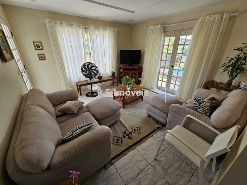 Conheça 14 do imóvel - Casa em Condomínio à venda Rua Ângelo Raimundo Barreiras, Vila Valqueire, Rio de Janeiro - R$ 1.250.000 - VECN30036 - 13 14 - 13