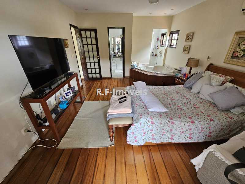 Conheça 17 do imóvel - Casa em Condomínio à venda Rua Ângelo Raimundo Barreiras, Vila Valqueire, Rio de Janeiro - R$ 1.250.000 - VECN30036 - 16 17 - 16