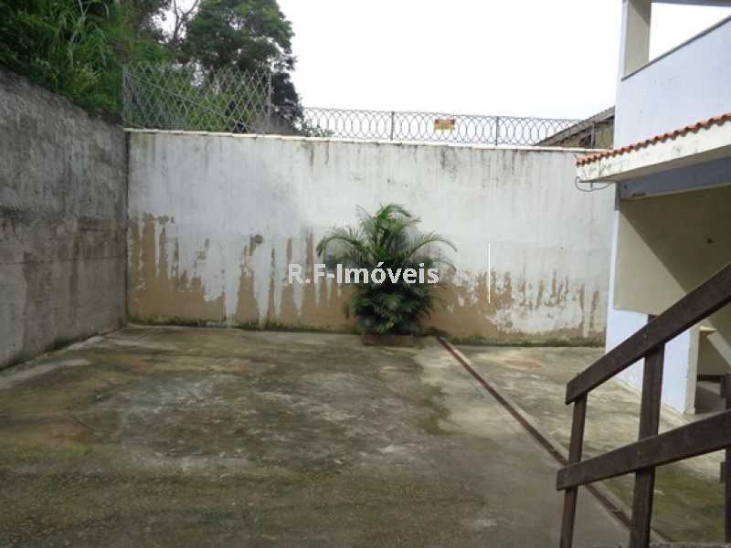 Conheça 10 quintal fundos do imóvel - Casa em Condomínio 2 quartos à venda Vila Valqueire, Rio de Janeiro - R$ 390.000 - VECN20022 - 12 10 quintal fundos - 12