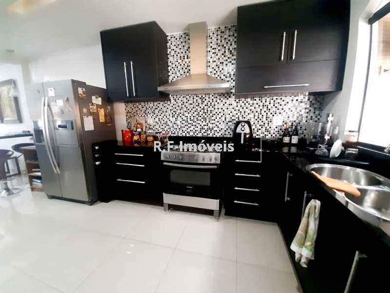 Conheça 10 do imóvel - Casa em Condomínio à venda Rua Planalto Mineiro, Vila Valqueire, Rio de Janeiro - R$ 1.300.000 - VECN40025 - 11 10 - 11