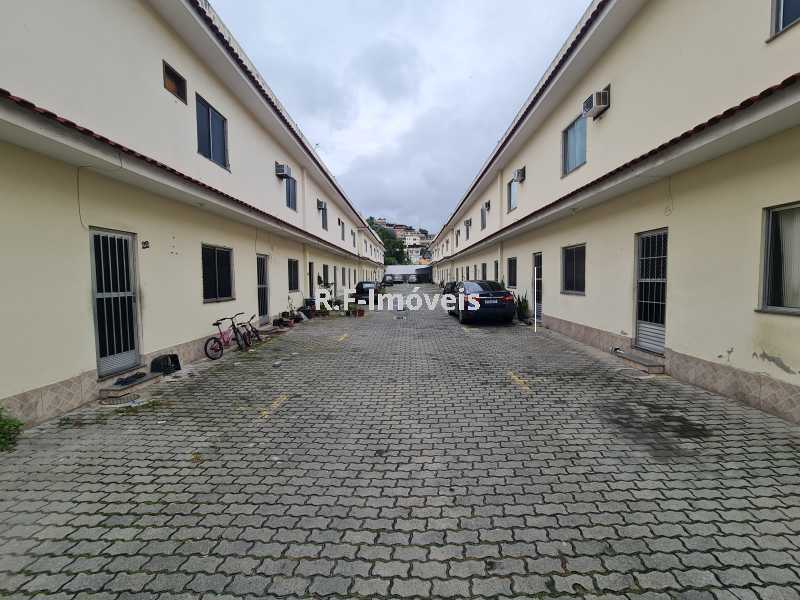 Conheça 1 do imóvel - Casa de Vila à venda Rua Capitão Menezes, Praça Seca, Rio de Janeiro - R$ 220.000 - VECV20007 - 2 1 - 2