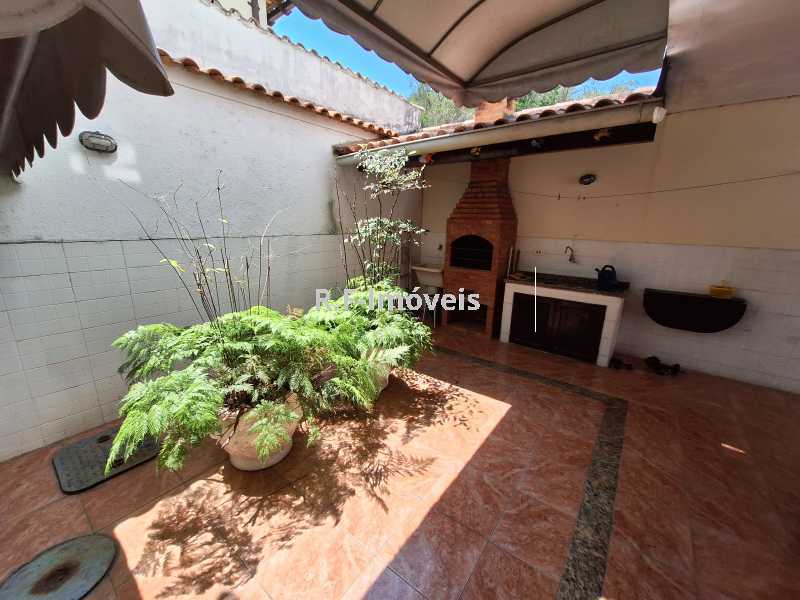 Conheça 08 do imóvel - Casa em Condomínio à venda Rua Arcozelo, Vila Valqueire, Rio de Janeiro - R$ 1.300.000 - VECN50005 - 8 08 - 8