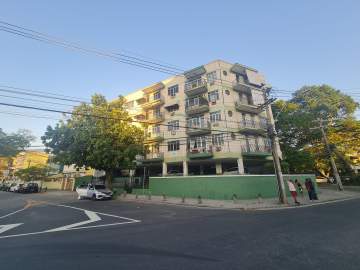 Apartamento para alugar Rua das Azaléas, Vila Valqueire, Rio de Janeiro - R$ 1.750 - RF106