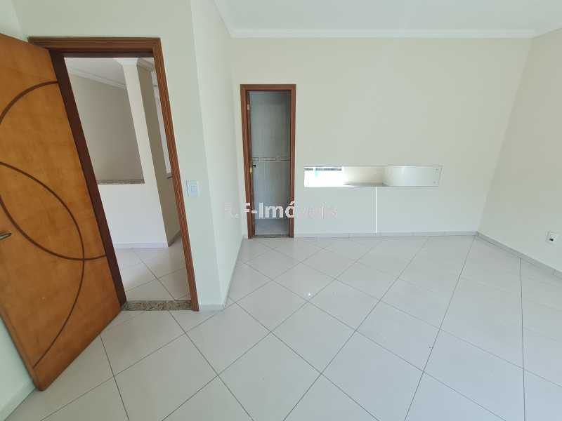 Conheça 20250204_154149 do imóvel - Casa em Condomínio à venda Rua Moacir dos Santos Lima, Vila Valqueire, Rio de Janeiro - R$ 760.000 - VECN40031 - 16 20250204_154149 - 16