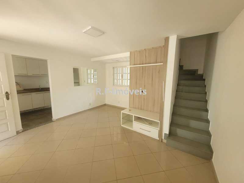 Conheça 4. do imóvel - Casa em Condomínio à venda Rua Fernandes Sampaio, Jardim Sulacap, Rio de Janeiro - R$ 355.000 - VECN20028 - 5 4. - 5