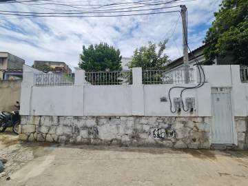 Casa para alugar Estrada Henrique de Melo, Bento Ribeiro, Rio de Janeiro - R$ 1.500 - VECA20015