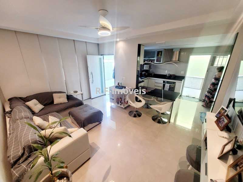 Conheça 5. do imóvel - Casa em Condomínio à venda Rua Professora Ubaldina Jacare, Bento Ribeiro, Rio de Janeiro - R$ 595.000 - VECN30061 - 4 5. - 4