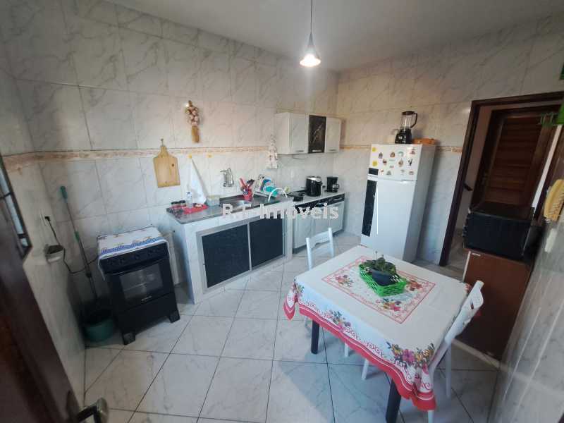 Conheça 04 do imóvel - Casa em Condomínio à venda Rua Ararapira, Bento Ribeiro, Rio de Janeiro - R$ 395.000 - VECN30064 - 4 04 - 4