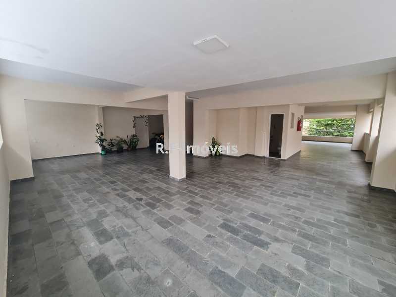 400000000000000000000000000000 - 22