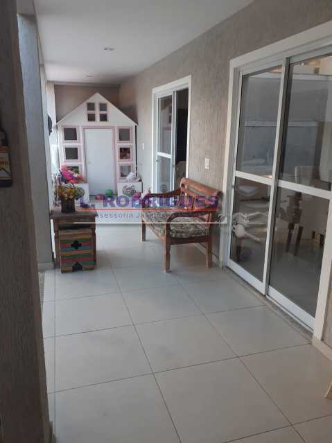 WhatsApp Image 2022-04-01 at 1 - 8