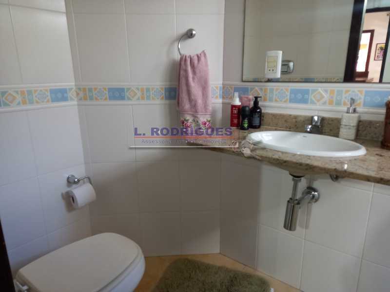 a6f82c77-fa5a-4484-8809-356fee - 22