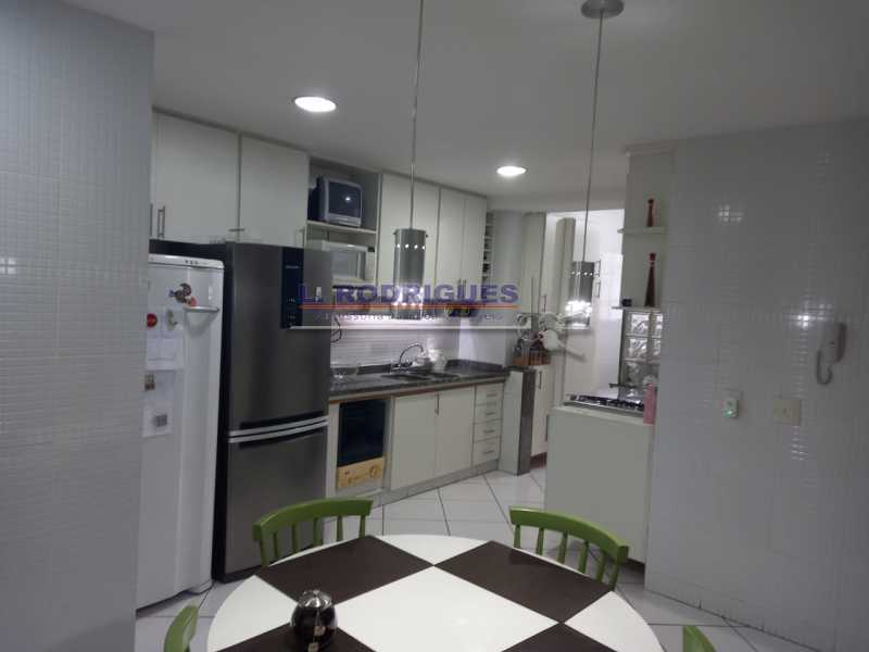 9bd47c07-67c4-433f-b2a1-943577 - 30