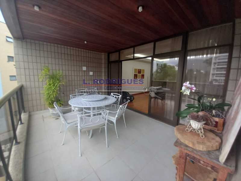 85ffe632-a607-4f11-8911-4c80db - 13