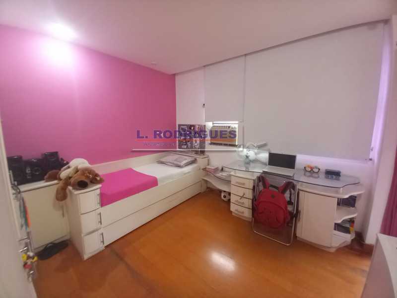 780c058b-60c5-4cd8-bace-8b40f7 - 20
