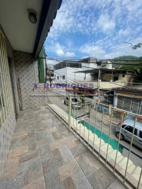 WhatsApp Image 2025-04-10 at 1 - 1