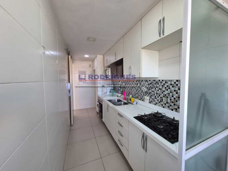 b2cc118c-e725-4b77-b93b-7250ba - 10