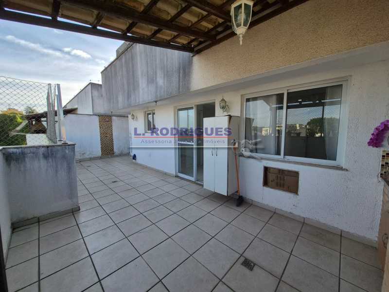 e8952c2c-db9c-4d67-9781-79b194 - 30