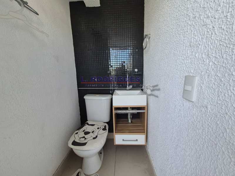 c0547546-82f5-4989-a865-a36f22 - 33