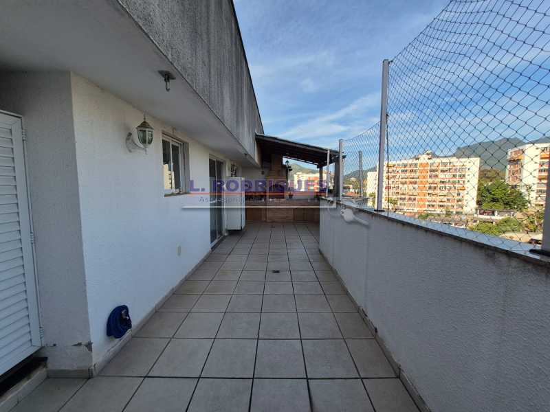 2ee9f2bb-34d7-46c7-958a-0a0935 - 32