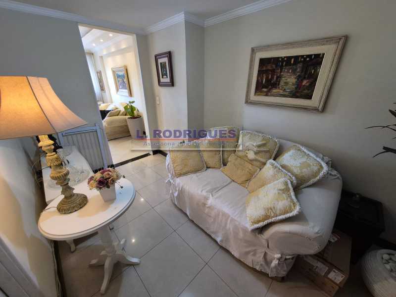 WhatsApp Image 2025-09-12 at 1 - 16