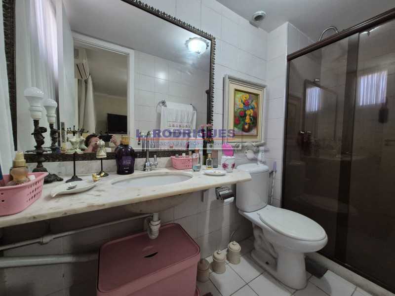 WhatsApp Image 2025-09-12 at 1 - 34