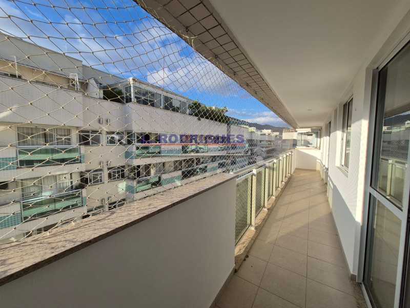 WhatsApp Image 2025-09-17 at 1 - 8