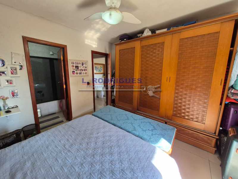 Conheça WhatsApp Image 2025-09-29 at 1 do imóvel - Casa em Condomínio à venda Rua Retiro dos Artistas, Pechincha, Rio de Janeiro - R$ 415.000 - FGCN20007 - 13 WhatsApp Image 2025-09-29 at 1 - 13