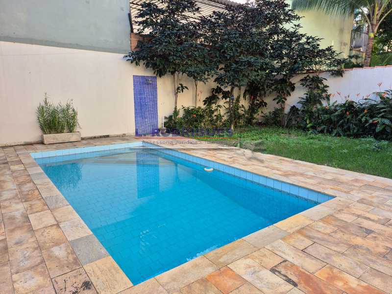 WhatsApp Image 2025-10-29 at 1 - 5