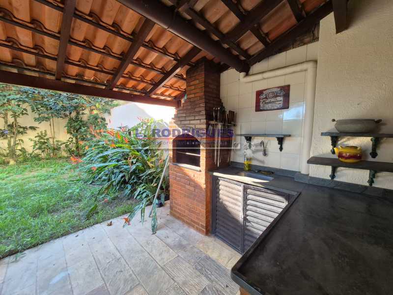 WhatsApp Image 2025-10-29 at 1 - 11