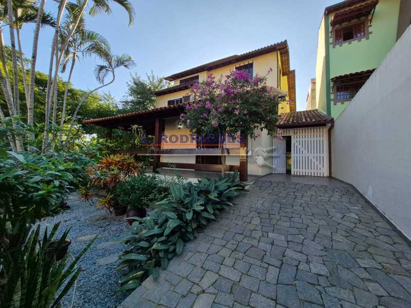 WhatsApp Image 2025-10-29 at 1 - 40