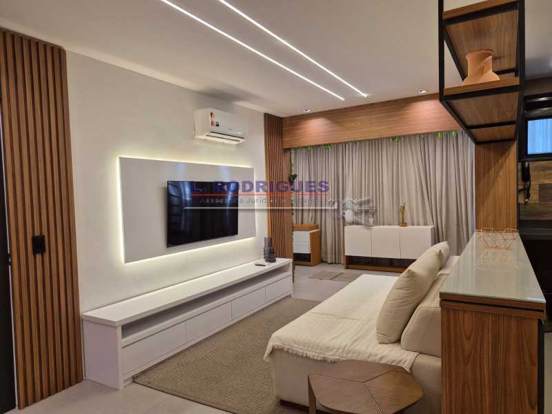 WhatsApp Image 2025-11-14 at 1 - 3