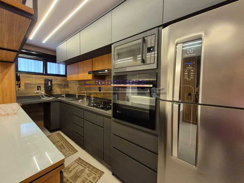 WhatsApp Image 2025-11-14 at 1 - 16