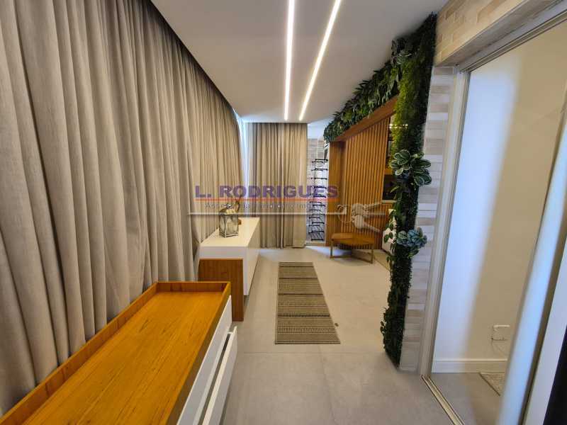 WhatsApp Image 2025-11-14 at 1 - 14