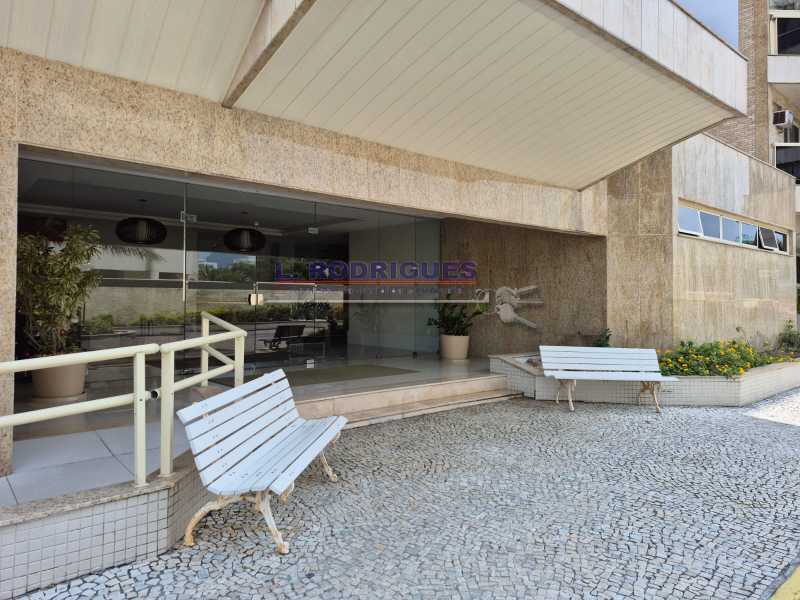 WhatsApp Image 2025-11-14 at 1 - 31