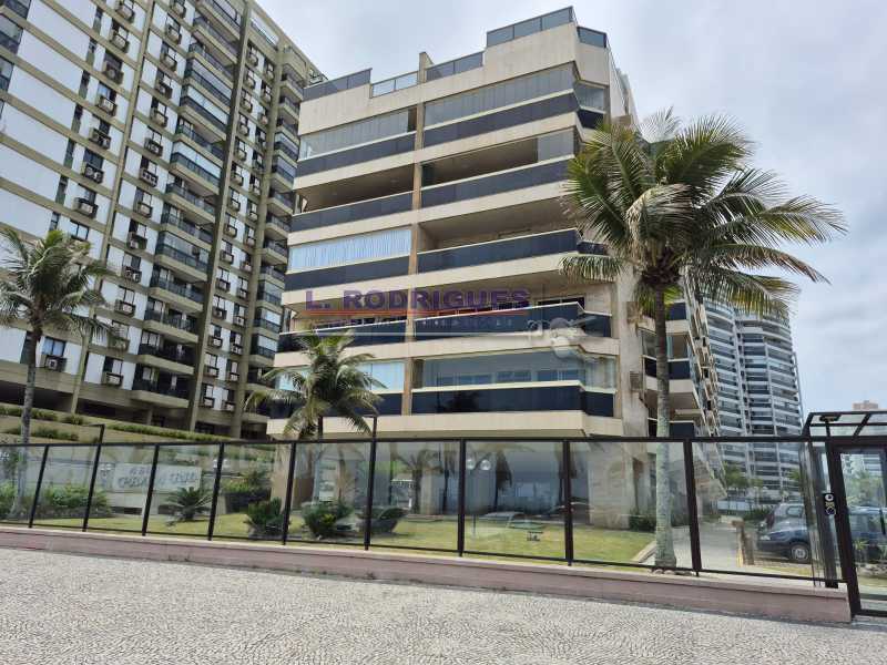 WhatsApp Image 2025-11-14 at 1 - 47