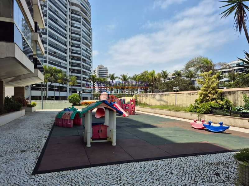 WhatsApp Image 2025-11-14 at 1 - 40