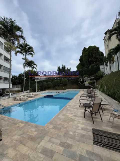 WhatsApp Image 2025-12-16 at 1 - 14