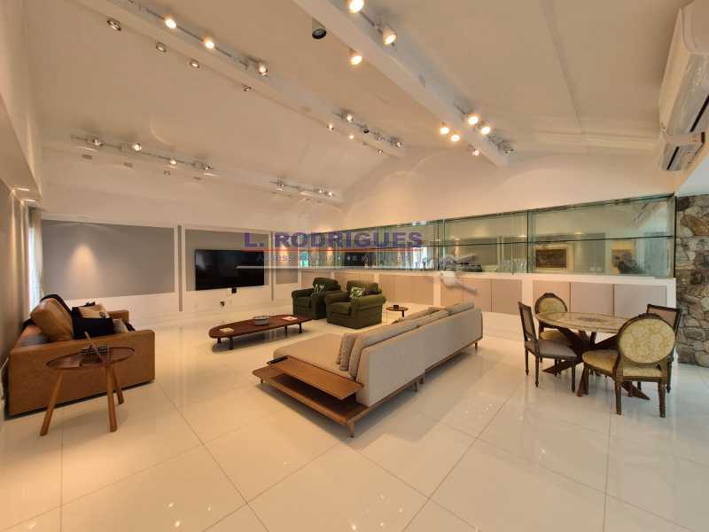 WhatsApp Image 2026-02-06 at 1 - 17