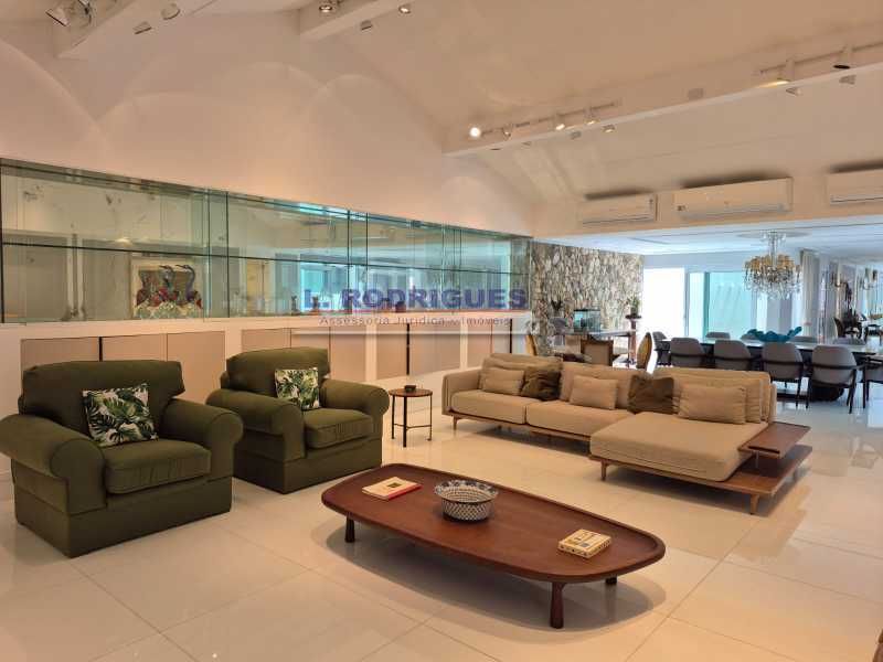 WhatsApp Image 2026-02-06 at 1 - 26