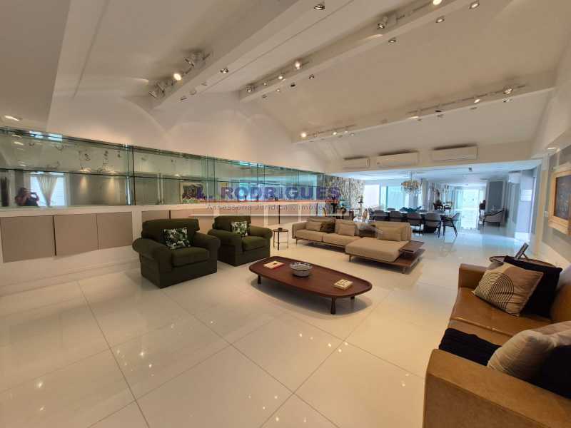 WhatsApp Image 2026-02-06 at 1 - 28