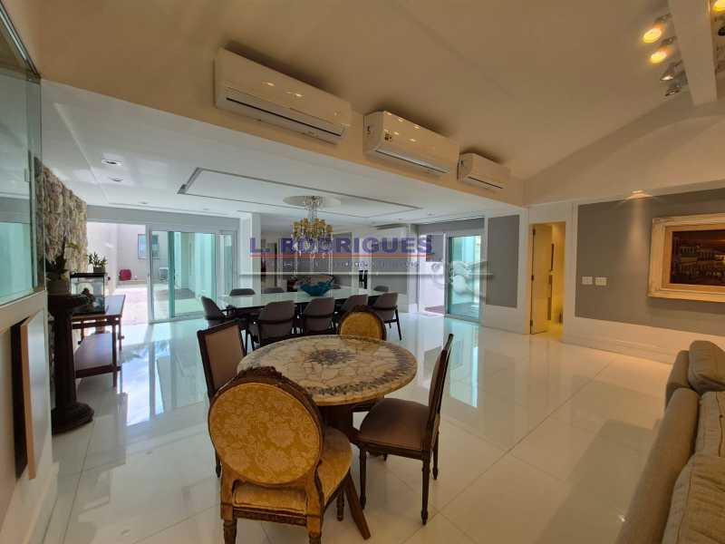 WhatsApp Image 2026-02-06 at 1 - 31