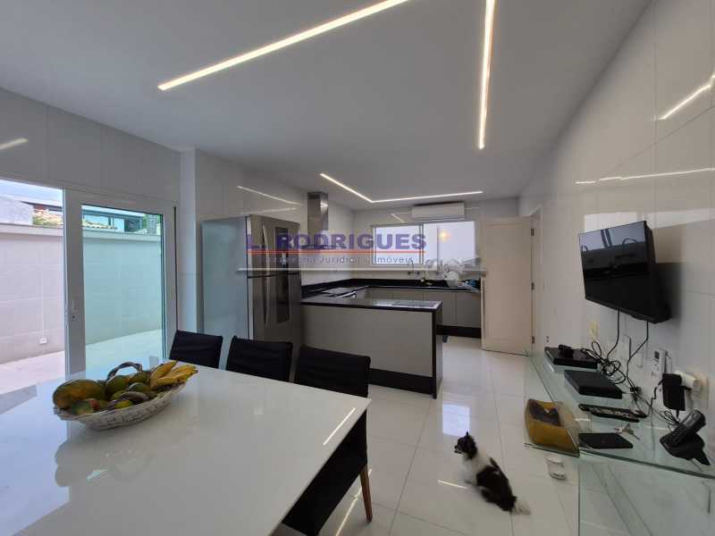 WhatsApp Image 2026-02-06 at 1 - 35